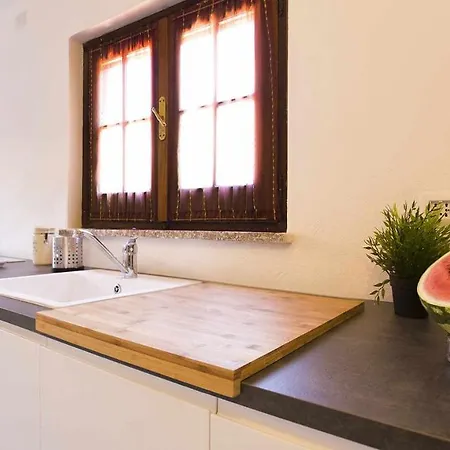 Minerva A Un Passo Dal Mare Apartmán *